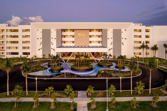 BIENVENIDO AL HOTEL RIU LATINO	